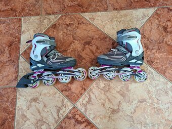 Značkové KOLEČKOVÉ BRUSLE ROLLERBRADE VE SKVĚLÉM STAVU - 6