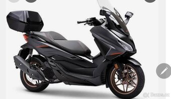Prodám skutr honda forza 125 2025 special edition - 6