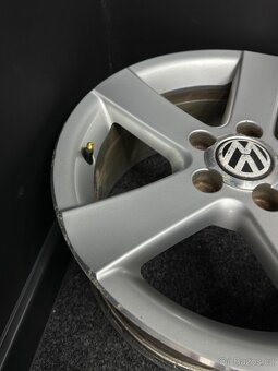 Alu VW 5x112 16” 3B0601025T - 6
