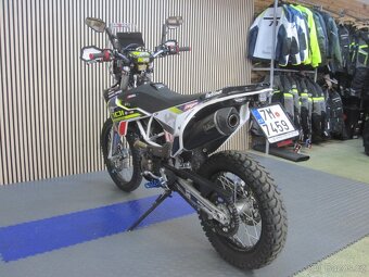 Husqvarna 701 Enduro - 6