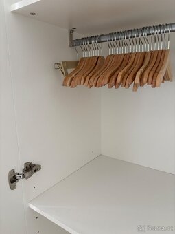 Dětský pokoj - komoda s přebalovacím pultem a skřínň - 6