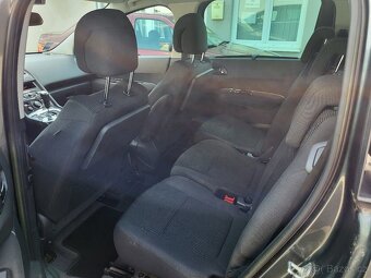 Peugeot 5008 2.0L HDi automat - 6
