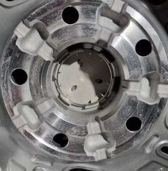 16"NEJETÁ GRAFIT ZIMNÍ OBUTÁ ALU 5x108 PEUGEOT 508 - 6