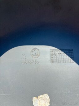 Prodám zadní vyplň kufru Škoda Octavia - 6