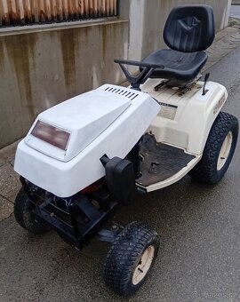 Prodám zahradní traktor malotraktor Iseki - 6