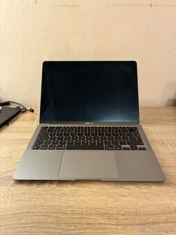 Macbook Air M1 2020 256gb vesmírně šedý - 6