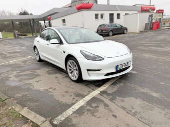 Tesla model 3 2022 r Long Range najeto 117000 - 6