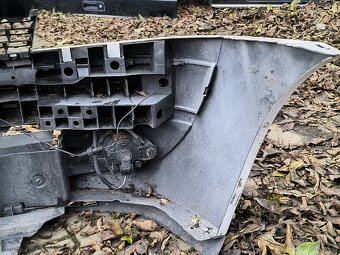 Renault thalia přední nárazník - 6