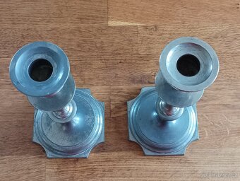 ART DECO KOVOVÉ PÁROVÉ SVÍCNY FRANCIE - 6