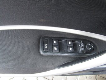 Citroën C5 2.0 HDi , 120 kW nafta, 2012 - 6