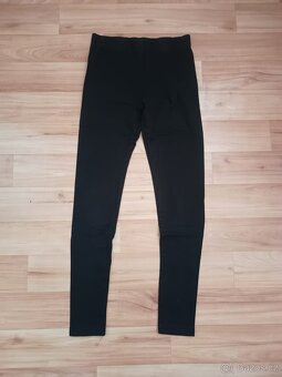 HOLKA kraťasy, legíny, kalhoty... 146 - 6