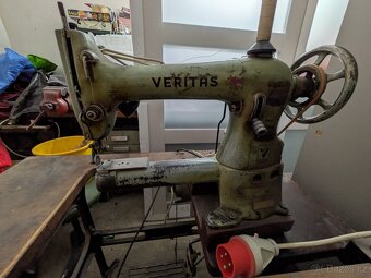 Průmyslové ramenné šicí stroje - 6