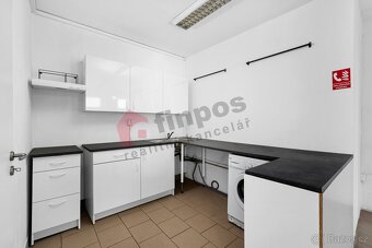 Prodej obchodních prostor 399 m2, centrum Břeclavi - 6