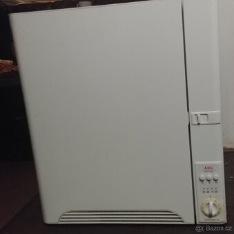 Slim/nástěnná sušička prádla AEG Lavatherm CE - 6