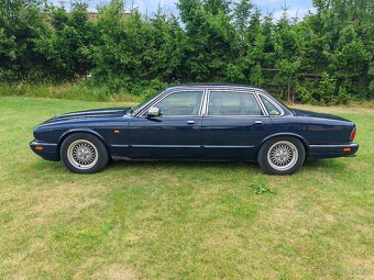 Jaguar Daimler Double Six - XJ12 - 6