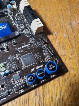 MSI P67A-GD65 B3 na opravu - 6