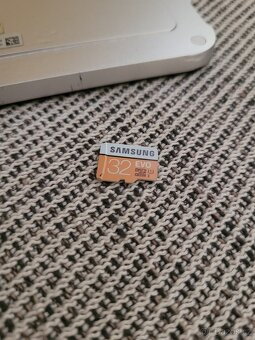 Tablet Transformer Book řady T100 zn. Asus - 6