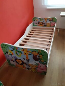 Prodám dětskou postel s komorou - 6