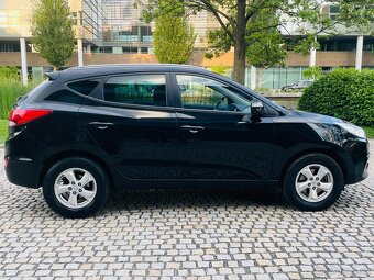 Hyundai ix35 2.0i BENZIN AUTOMAT VYHŘEV SERVISKA - 6