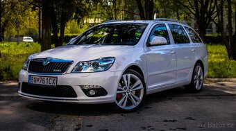 Škoda Octavia Combi RS2 2.0 TFSI RS DSG - 6