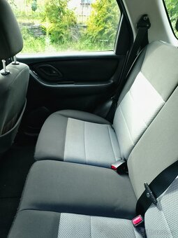 Prodám Ford  Maverick 2,2 , benzín. - 6
