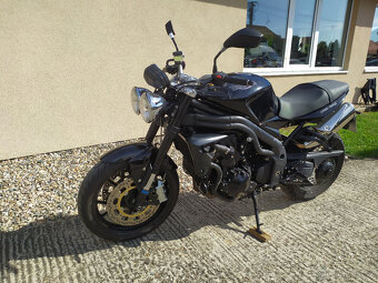 Triumph Speed Triple 1050 - 6