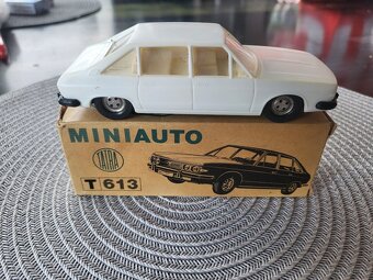 Prodám Tatra 613 KDN, bílá - 6