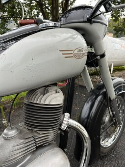 Jawa 250/353 Ambasador s malou značkou a Tp - 6