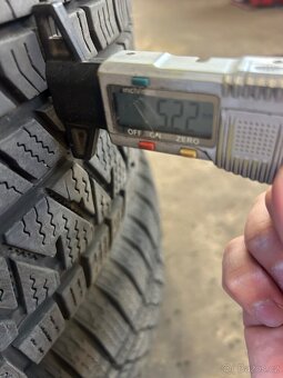 Zimní pneu 235/45 R20 100W - 6