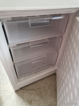 Lednice Siemens 60x60 výška 170 cm - 6
