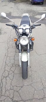 Kawasaki ER5 - 6