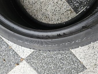 275/35 R20 - 6