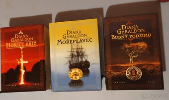 Mořeplavec, Hořící kříž, Bubny podzimu - Diana Gabaldon - 6