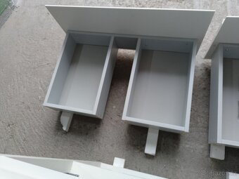 Koupelnová skříňka 60 - 6