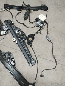 Bmw E60/E61 535d 200kw 2005 - stahovačky oken atd.. - 6