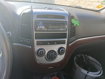 Hyundai Santa fe 2.2 - 6