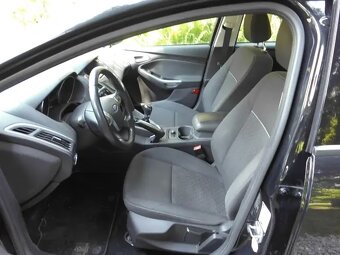 Ford Focus 2.2013 1.0b- champions edition-stk do 6/2026 - 6