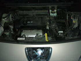 PEUGEOT PARTNER TEPEE 1.6VTi 5FK 72kW rv 2011 - 6