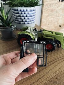 Kovový traktor Siku 3256 - 6