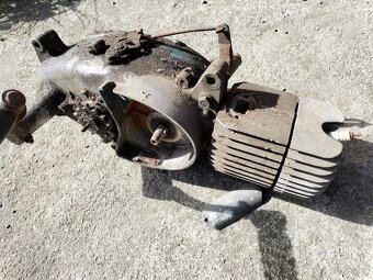 Motor Jawa Pionýr (s origo štítkem) - 6