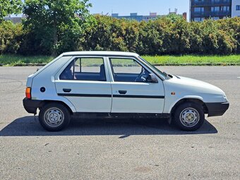 Škoda Favorit 135L, po prvním majiteli - 6