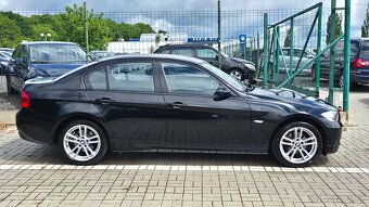 BMW - 6