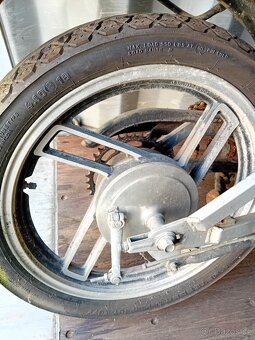 Yamaha XS 400 - 6