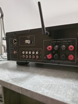 Zesilovač Yamaha R-N303D - 6