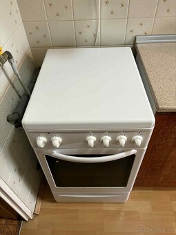 Plynový sporák s troubou - 6