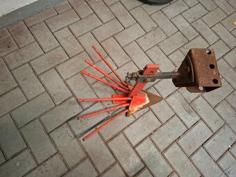 VARI zaorávač a vyorávač brambor - 6