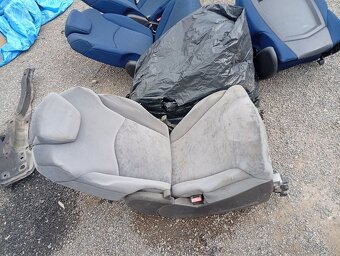 CITROEN C8, PEUGEOT 807, FIAT ULYSSE SEDAČKY ZADNÍ - 6