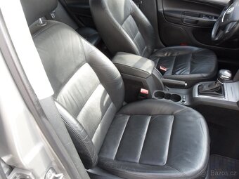 Škoda Octavia com. 1.2TSi Elegance Automat r.v.2011 - 6