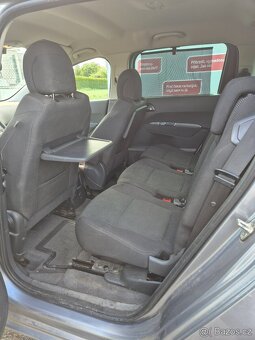 Peugeot 5008 1.6 BlueHDi 7 míst - 6