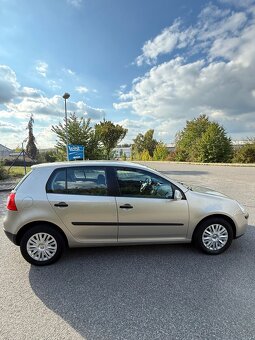 VW GOLF V 1.6 85kW, SERVISKA, KLIMA - 6